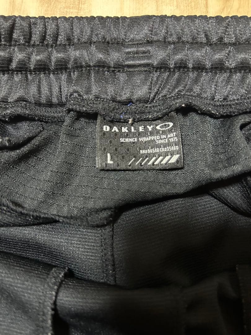 OAKLEY ブラックジャージ上下セット