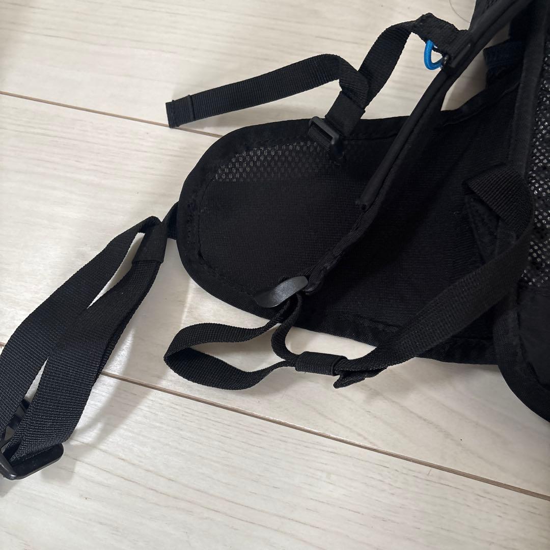 Salomon 20 TRAIL バックパック 黒
