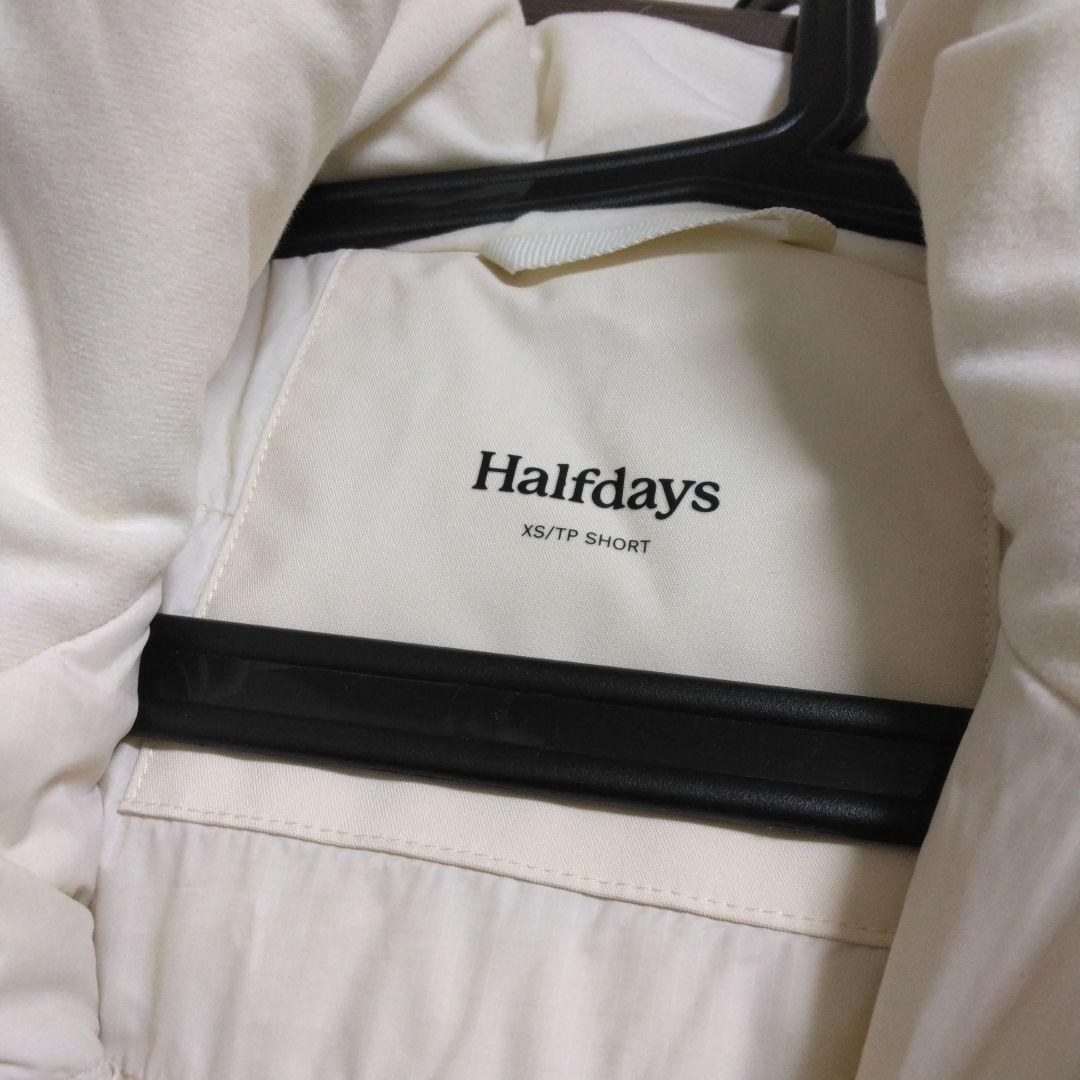 新品未使用　約90,000円の品　HALFDAYS スキー、 スノボウェアXS