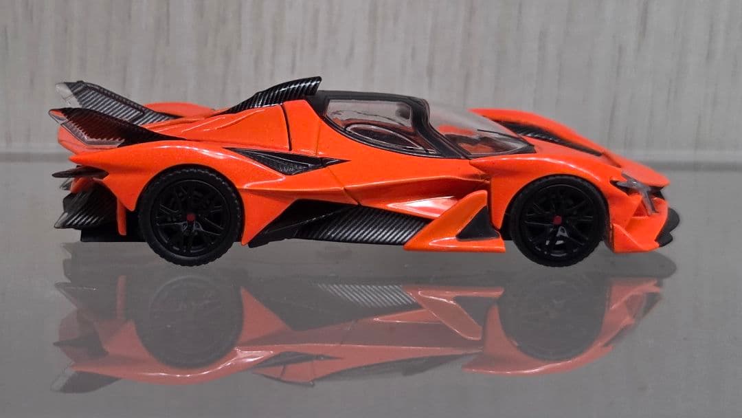 DMH 1/64 アポロ EVO