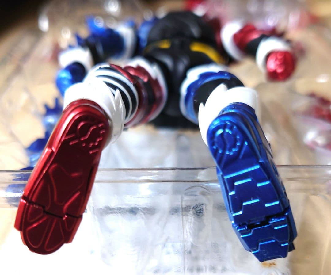【SALE】複眼改修S.H.Figuartsビルドラビットタンクスパークリング