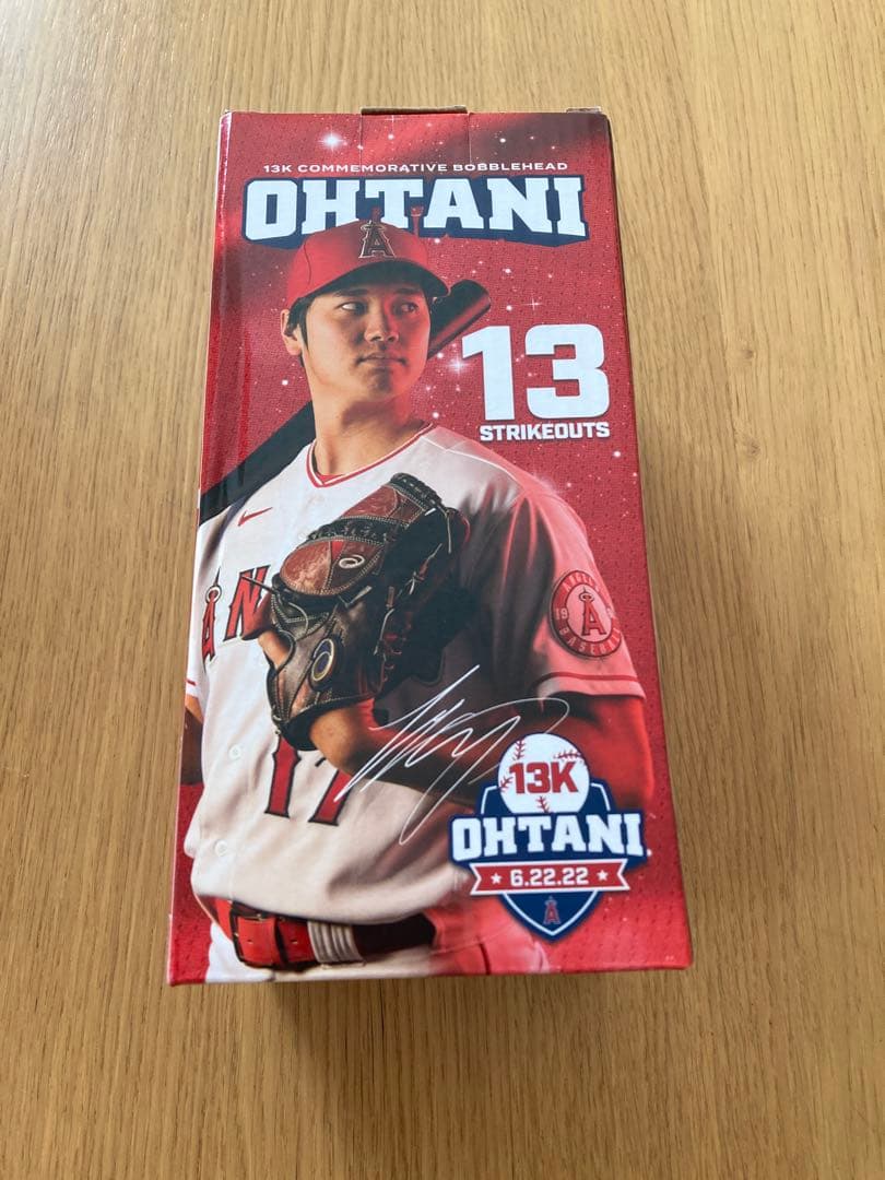 大谷翔平×マイク・トラウト ブランケット& BOBBLEHEAD