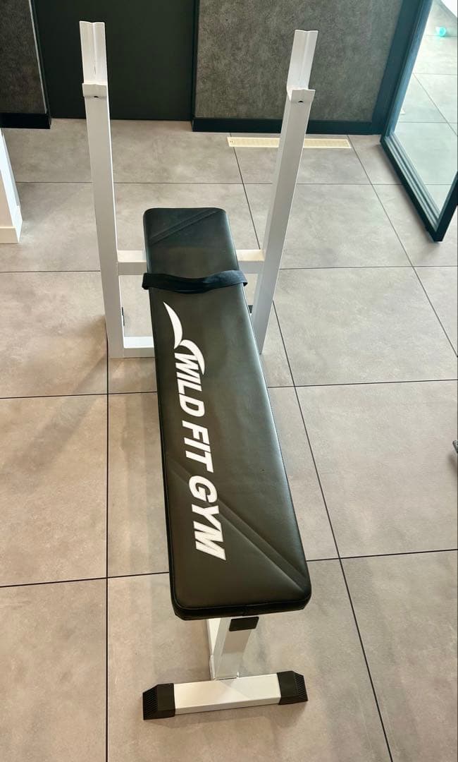 トレーニングベンチ ワイルドフィット　Wild fit ペンチプレス