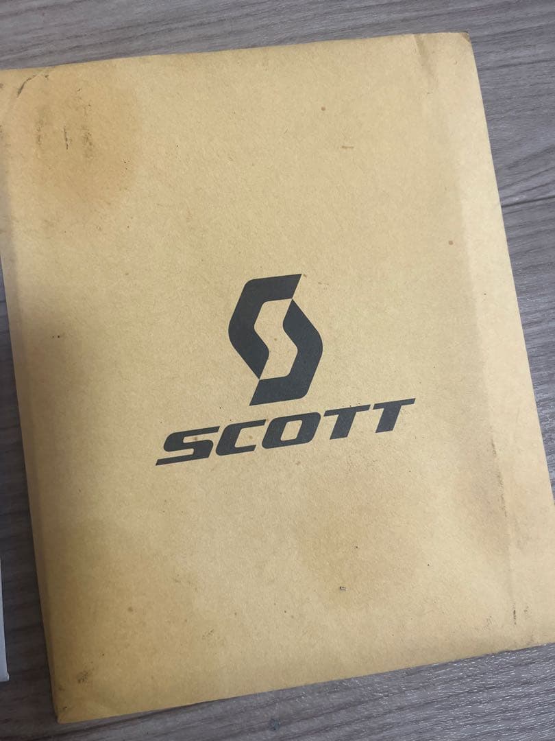 新品同様scottスコッADDICT30 カーボンロード　購入時保証書おまけ多数