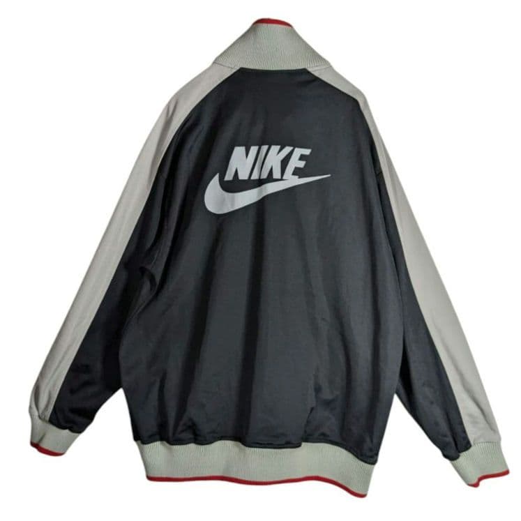 NIKE　セットアップ　トラックジャケット　パンツ　刺繍ロゴ　ブラック　Мサイズ