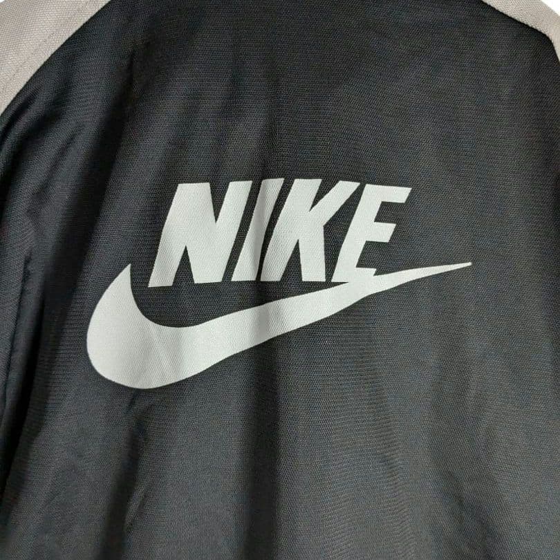 NIKE　セットアップ　トラックジャケット　パンツ　刺繍ロゴ　ブラック　Мサイズ