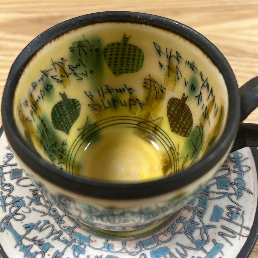作家　陶芸作家　人気作家　下和弘　色絵釉彩カップ＆ソーサー　猫　1点もの　希少