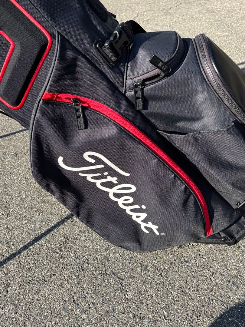 Titleist スタンド式ゴルフバッグ 黒