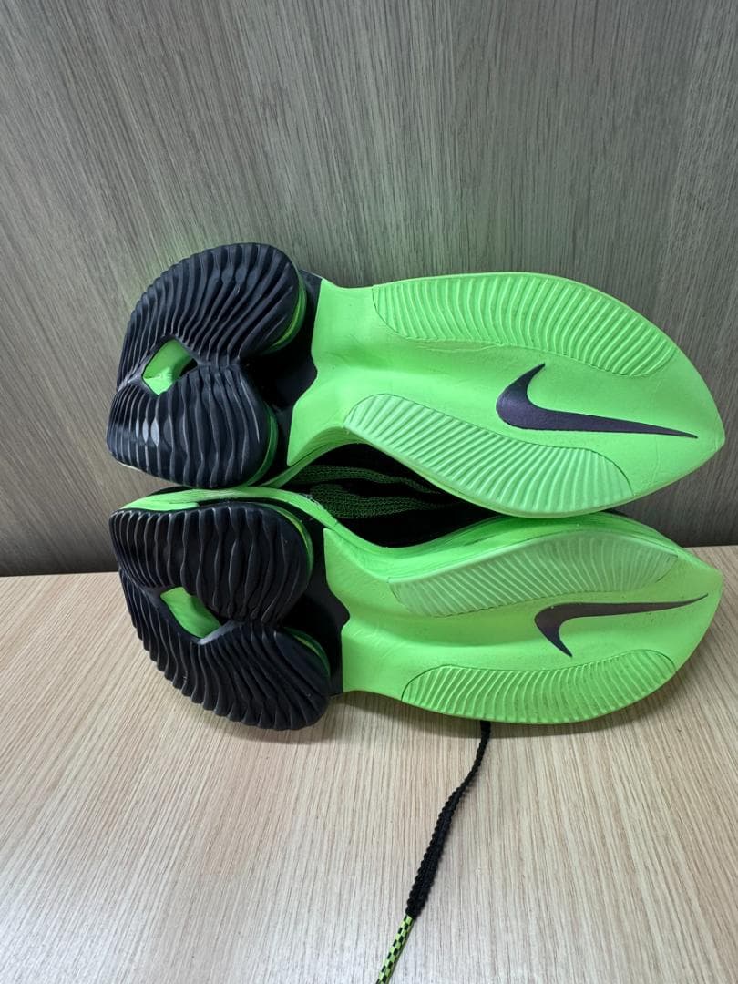 Nike AIR Zoom ブラック/グリーン 初代アルファフライNEXT%FK