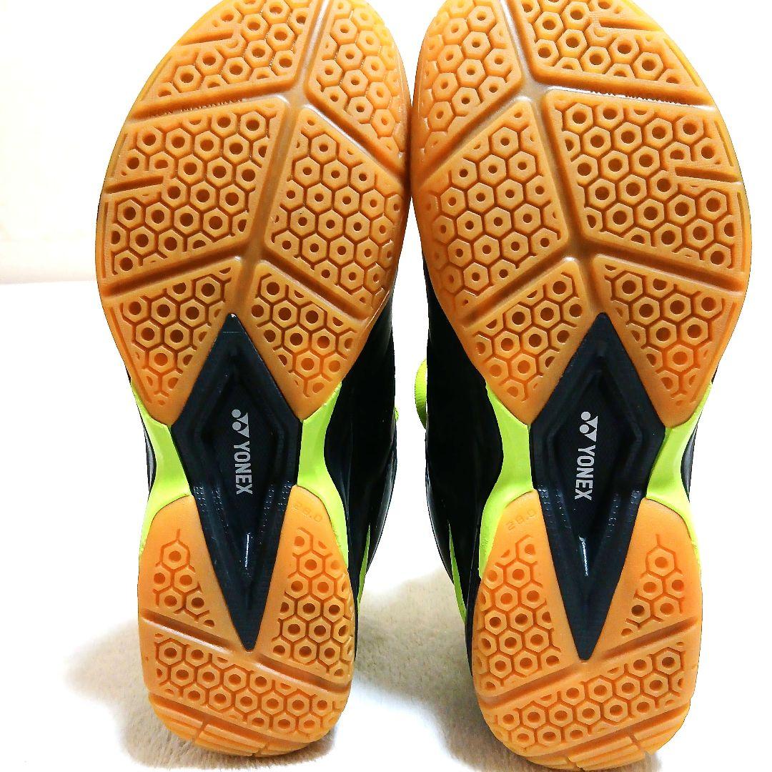 美品　ヨネックス　YONEX　パワークッション　820MID 28cm シューズ