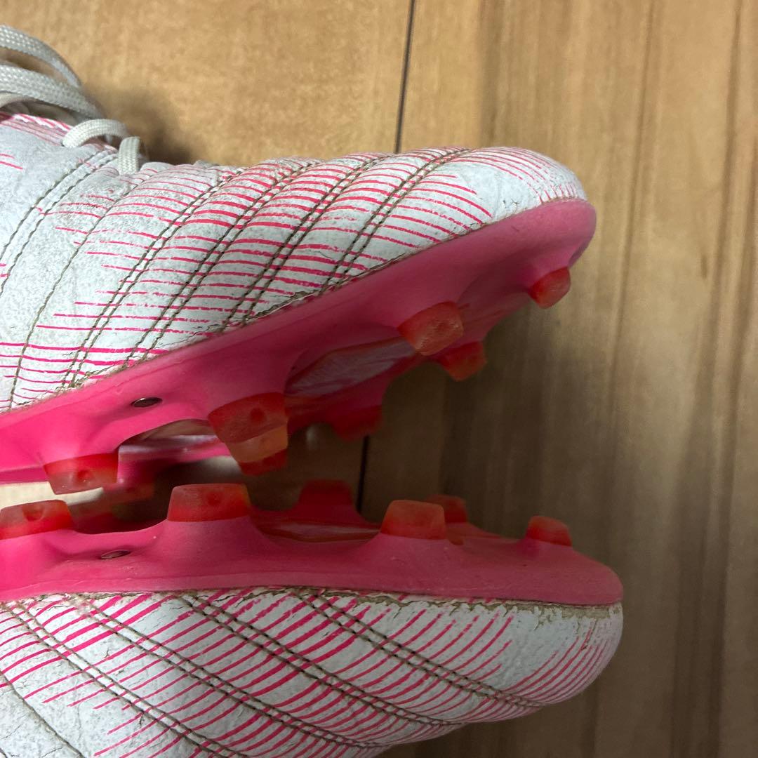 ASICS LIGHT X-FLY サッカーシューズ ホワイト/ピンク