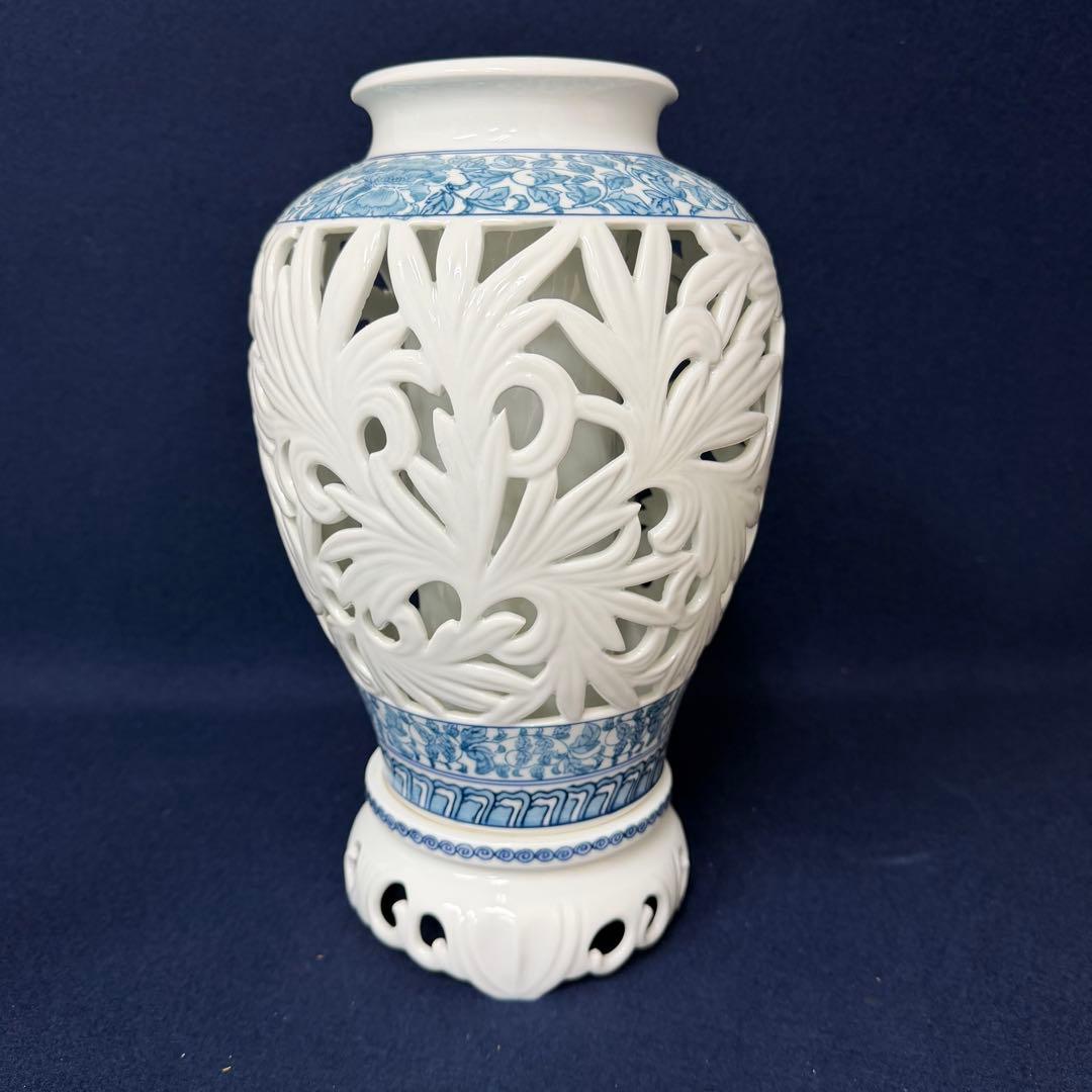唐草透彫 花瓶 吉窯 龍泉 窯主 吉田茂 伝統工芸士 花器 華道具 共箱