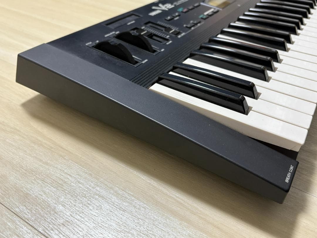 Yamaha V2 61鍵 キーボードシンセサイザー