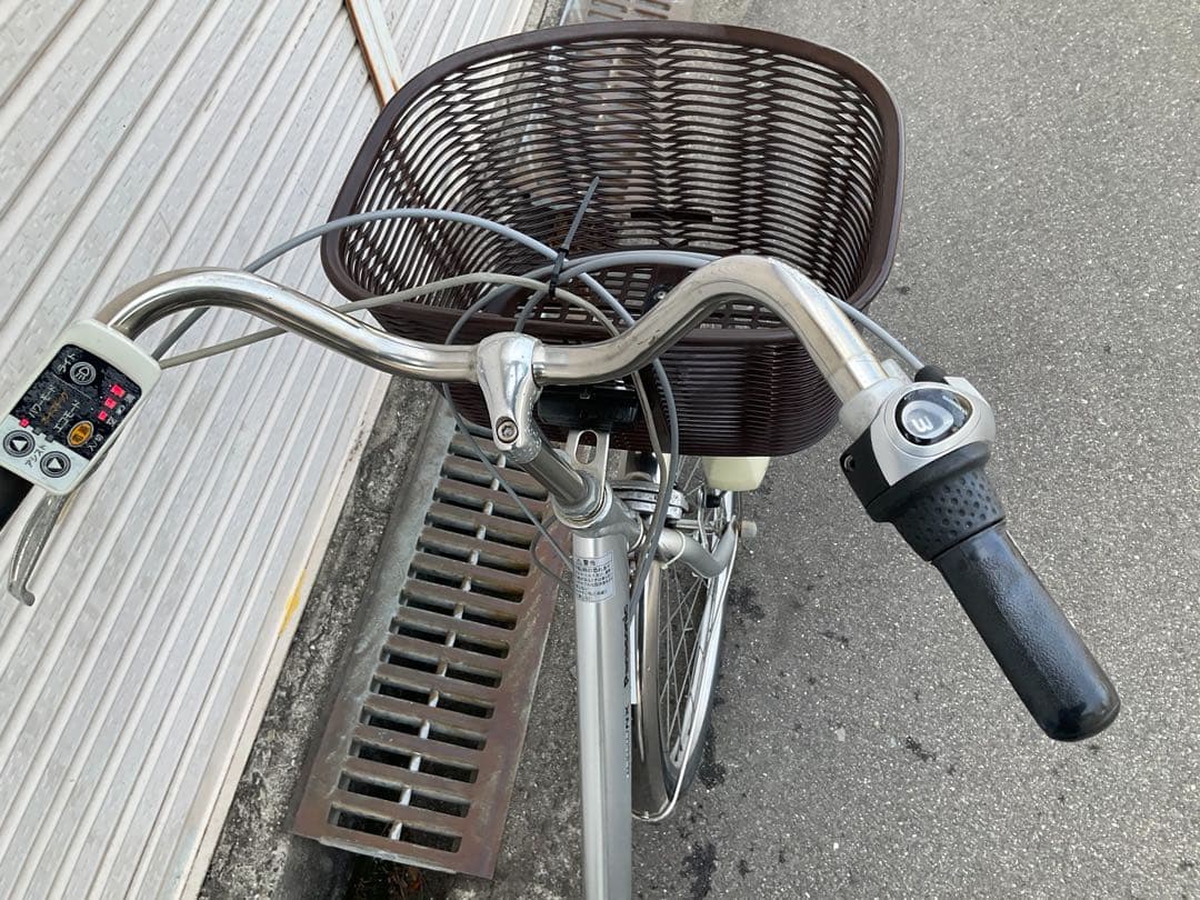 パナソニック新機種電動アシスト自転車viviNX26インチシルバーアルミボディー