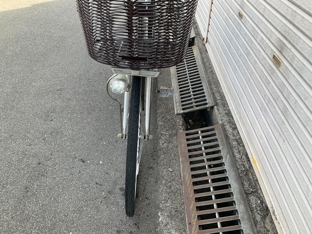 パナソニック新機種電動アシスト自転車viviNX26インチシルバーアルミボディー