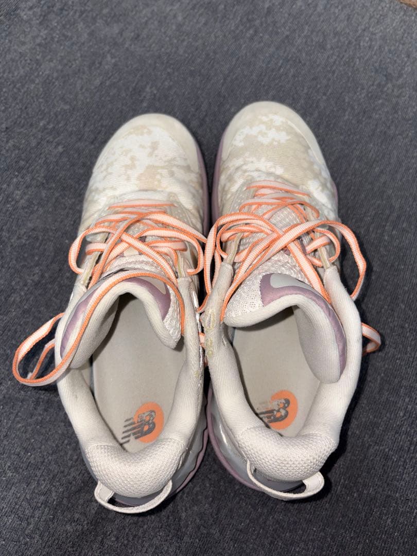 New Balance バスケットシューズ