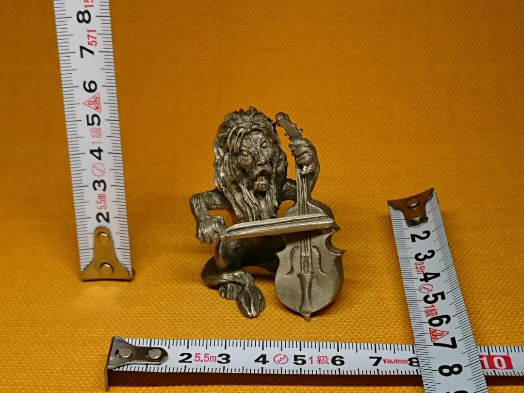 獅子　ライオン　金属　チェロ　置物　インテリア　工芸品　美術品　A3280