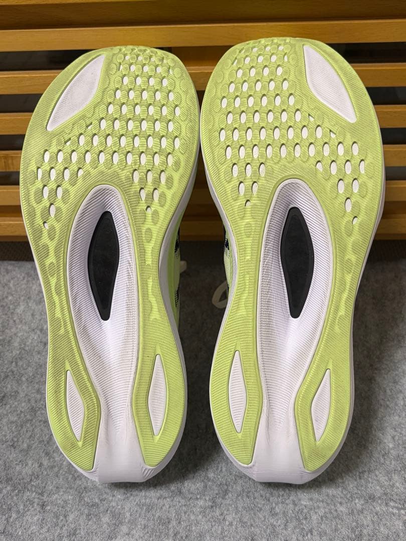 p*9様 ASICS MAGIC SPEED 4 26.0cm