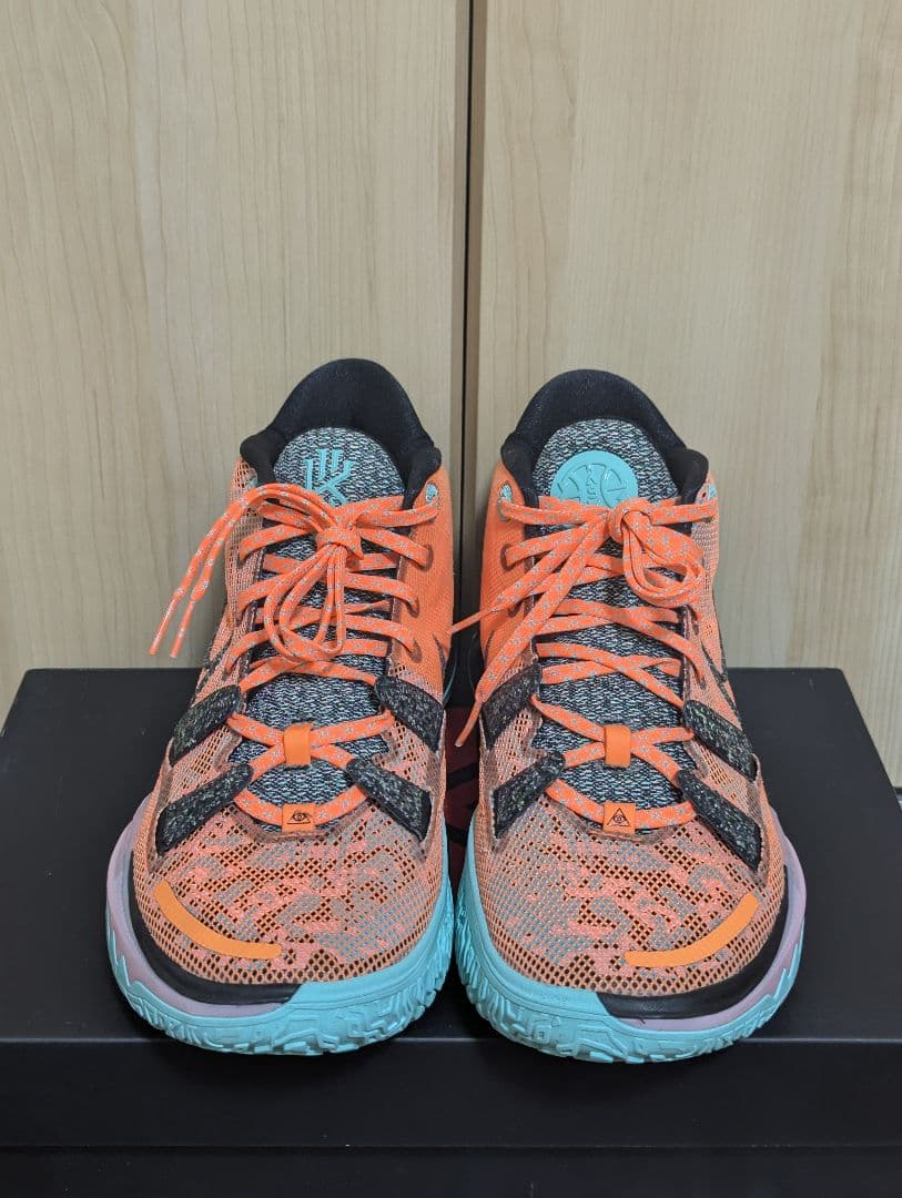 Nike Kyrie 7 EP \"Pley To Future\"　27.5cm