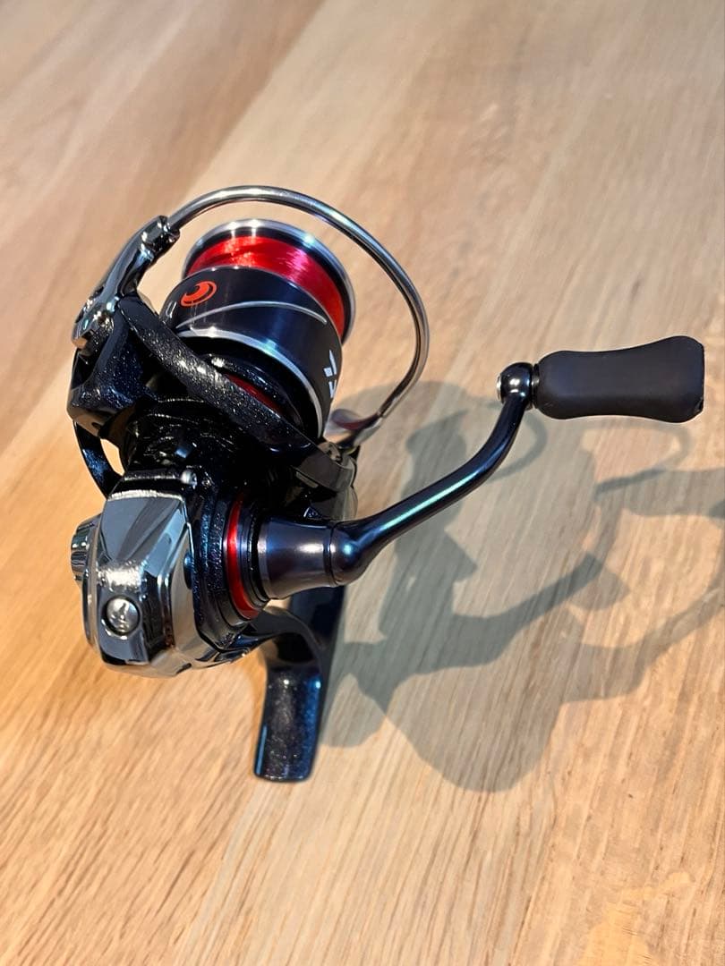 【中古】ダイワリール　20月下美人X LT2000S