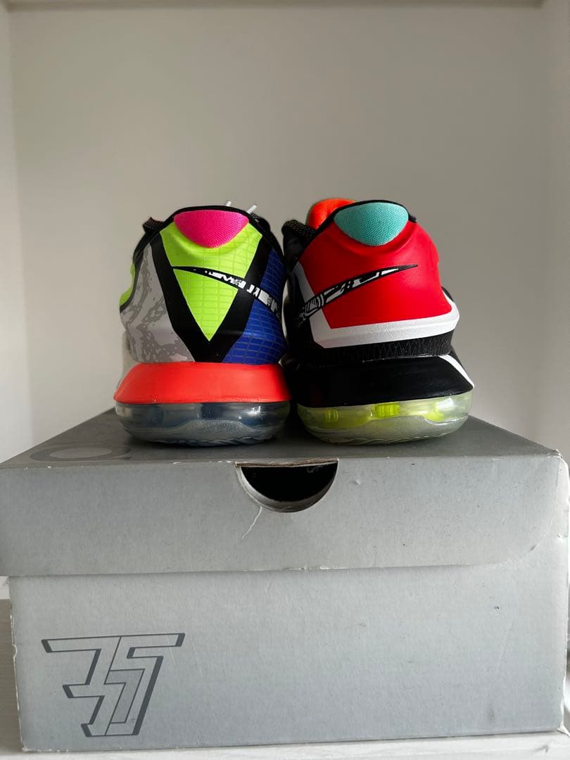 希少 NIKE KD VII KD7ナイキ ケビンデュラント バッシュ