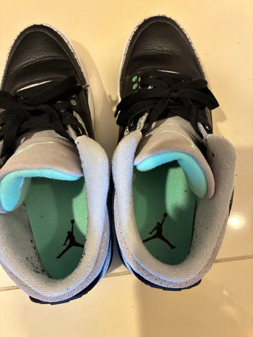 Air Jordan 3 ブラック/グレー/ミント