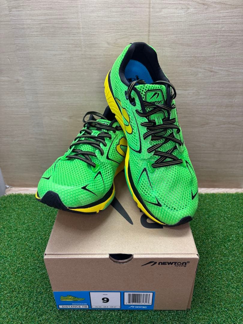 ニュートン ランニング ディスタンス 11B M000522B 090 27cm
