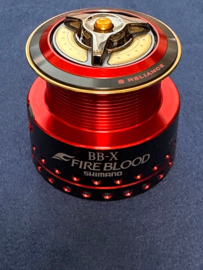 シマノ　夢屋　BBX ファイヤブラッド　P2500D スプールとケース　美品！