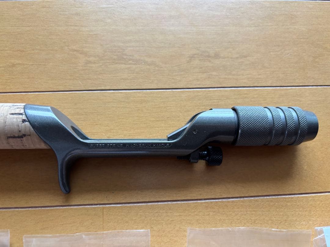 スミス　スーパーストライクマグネシウムグリップ