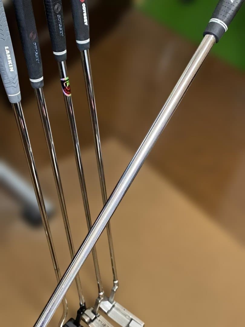 カスタム ODYSSEY WHITE HOT 2-BALL ブレード 33インチ