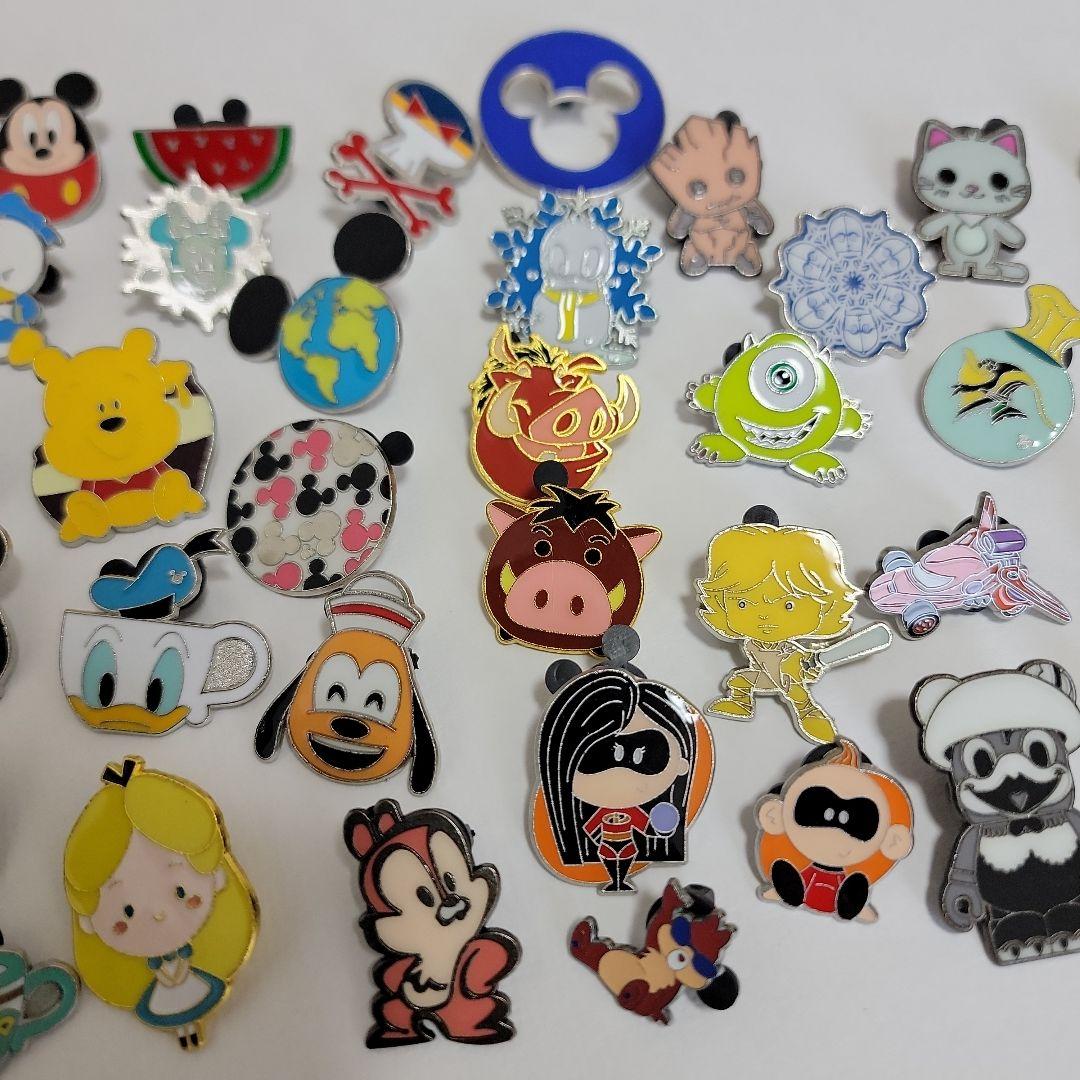 ディズニーピンバッジまとめ売り 55個