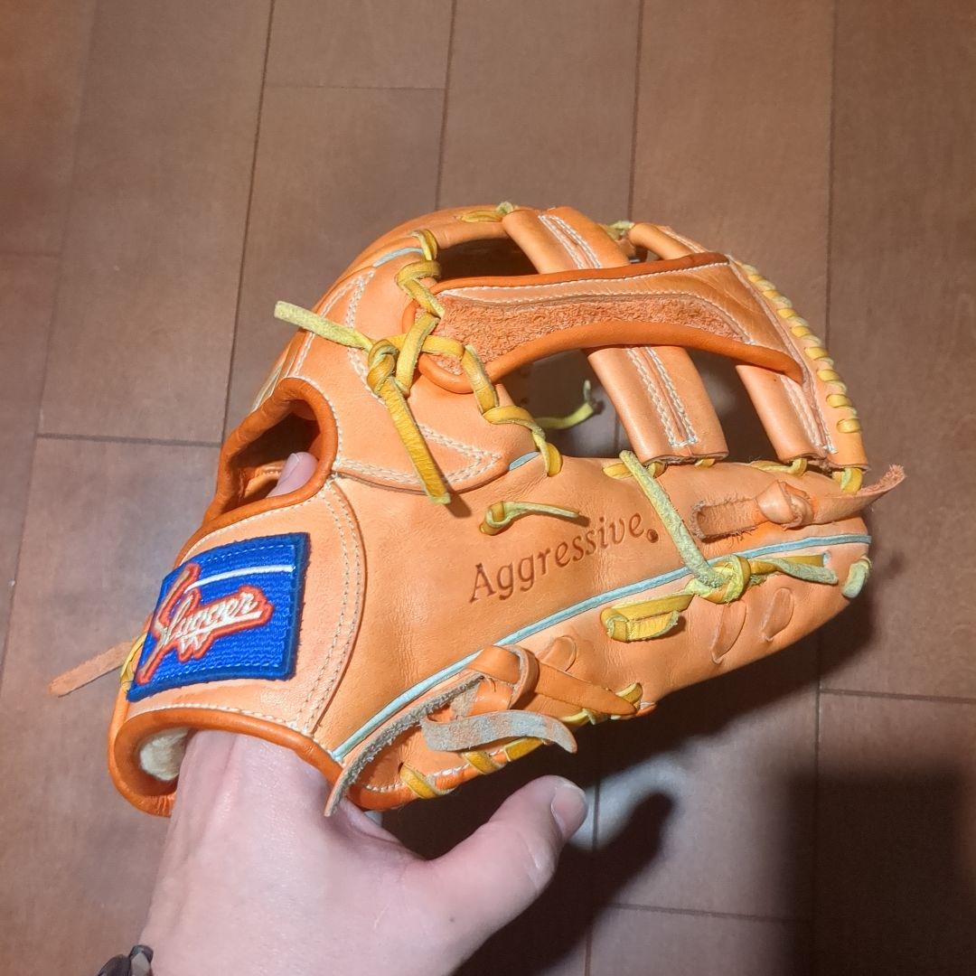 Slugger Aggressive 軟式グローブ オレンジ
