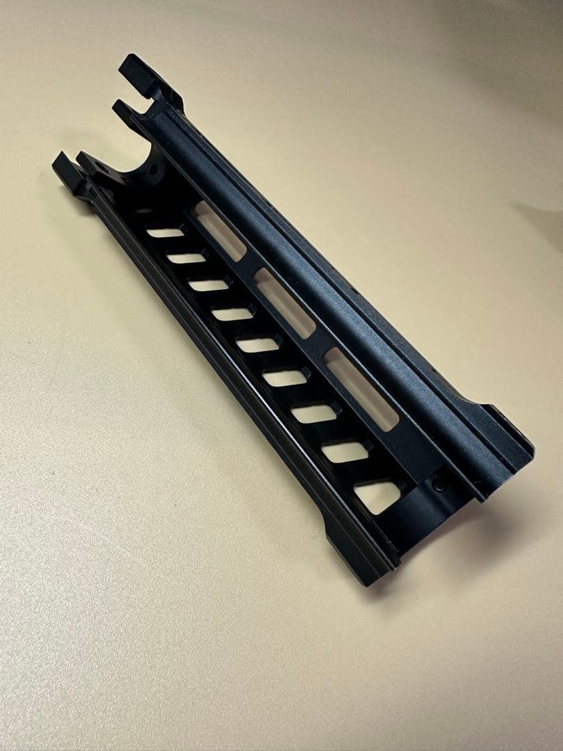 【セール】LayLax M-LOCK ハンドガード 東京マルイ MP5用