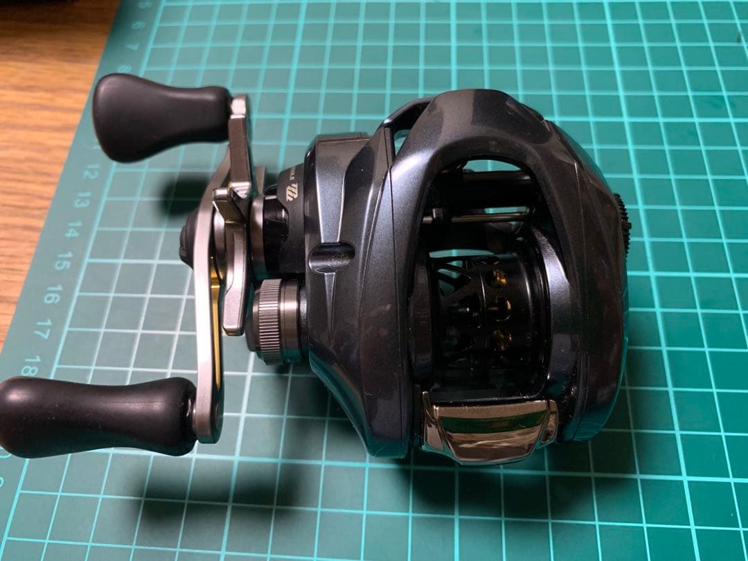 シマノ　22アルデバランBFS HG L KKRスプール付き