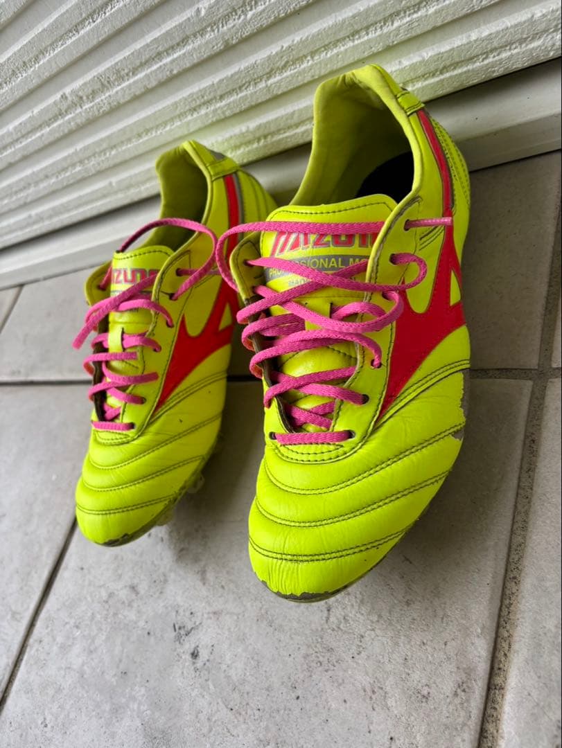 Mizuno Professional サッカーシューズ イエロー/レッド