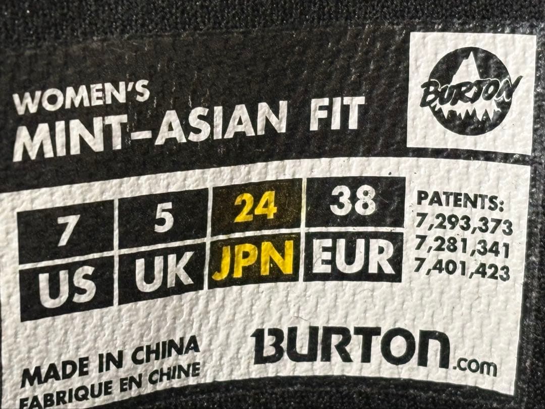 ♪BURTON MINT-ASIAN FIT スノーボードブーツ 24cm♪