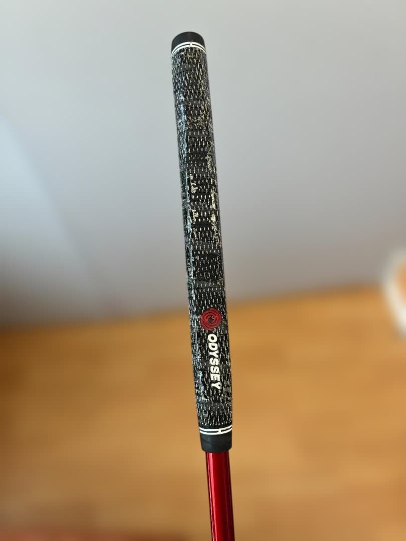 Odyssey White Hot OG 2-Ball パター