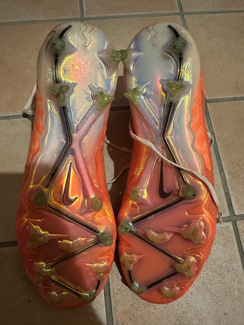 Nike Phantom gx 海外限定モデル