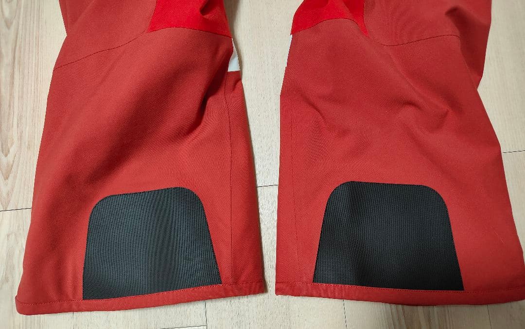 【美品】ONONE スキーウェア上下セット