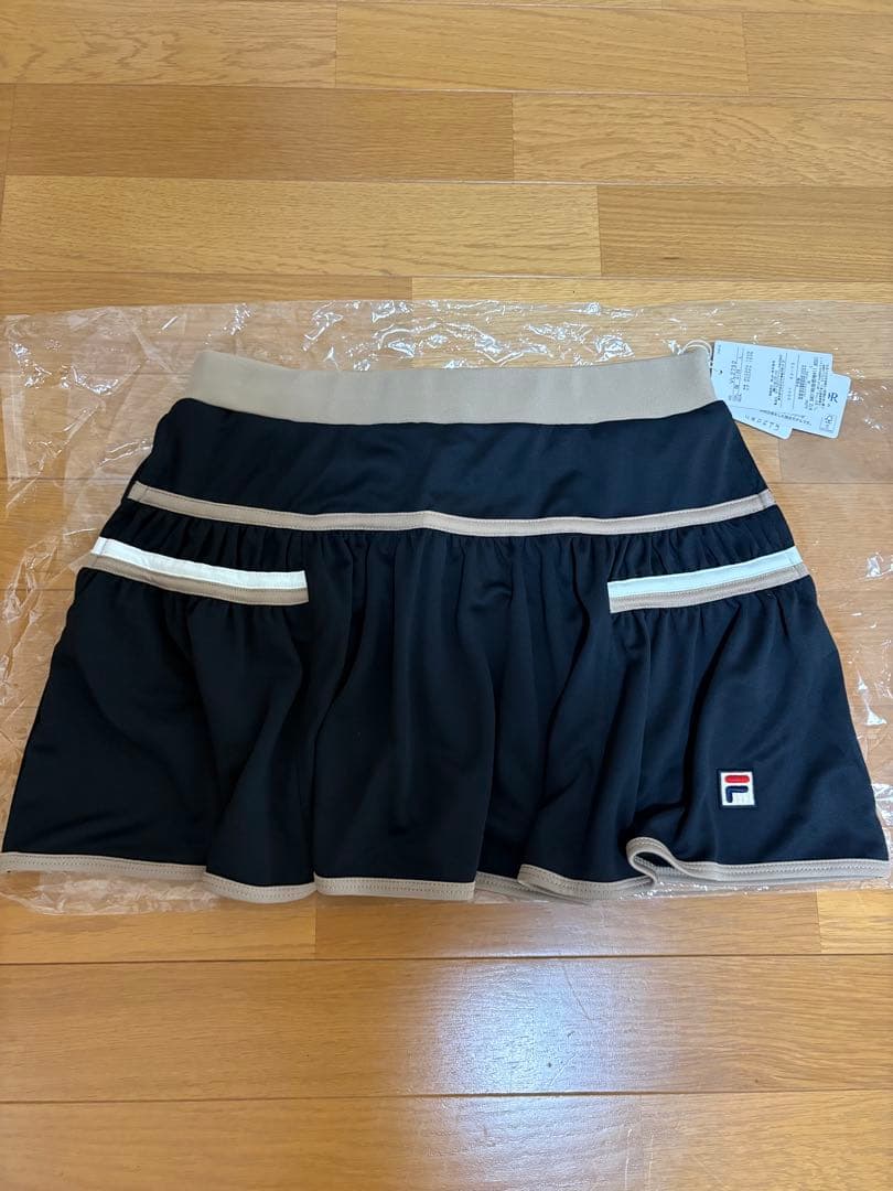 新品　FILA テニスウェア トップスのみ