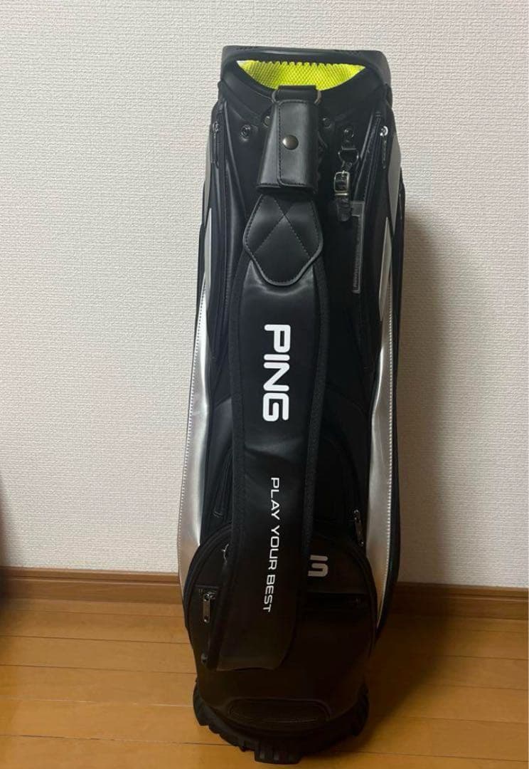 ピン PING オーセンティックワン キャディバッグ　ブラックです
