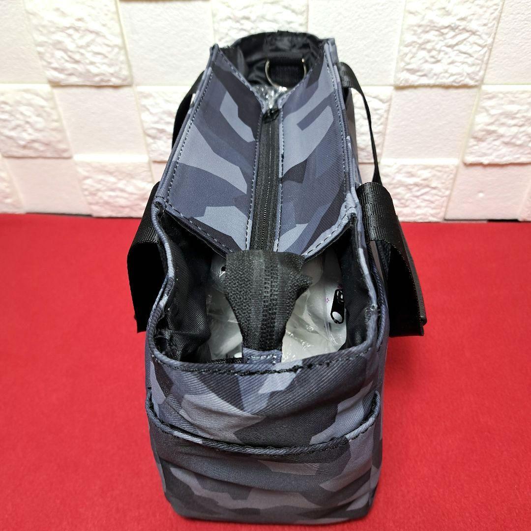 【美品】J. LINDEBERG ラウンドバック カートバック グレー迷彩