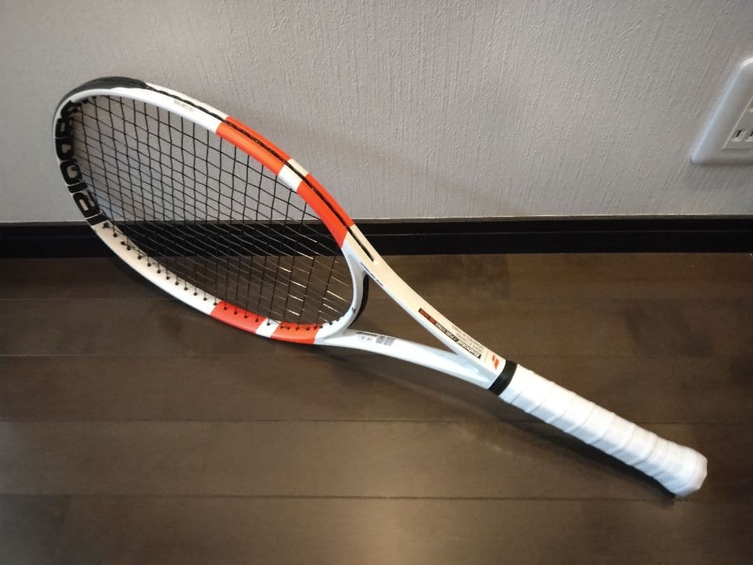 ピュアストライク 100 Babolat 硬式用テニスラケット 良品！