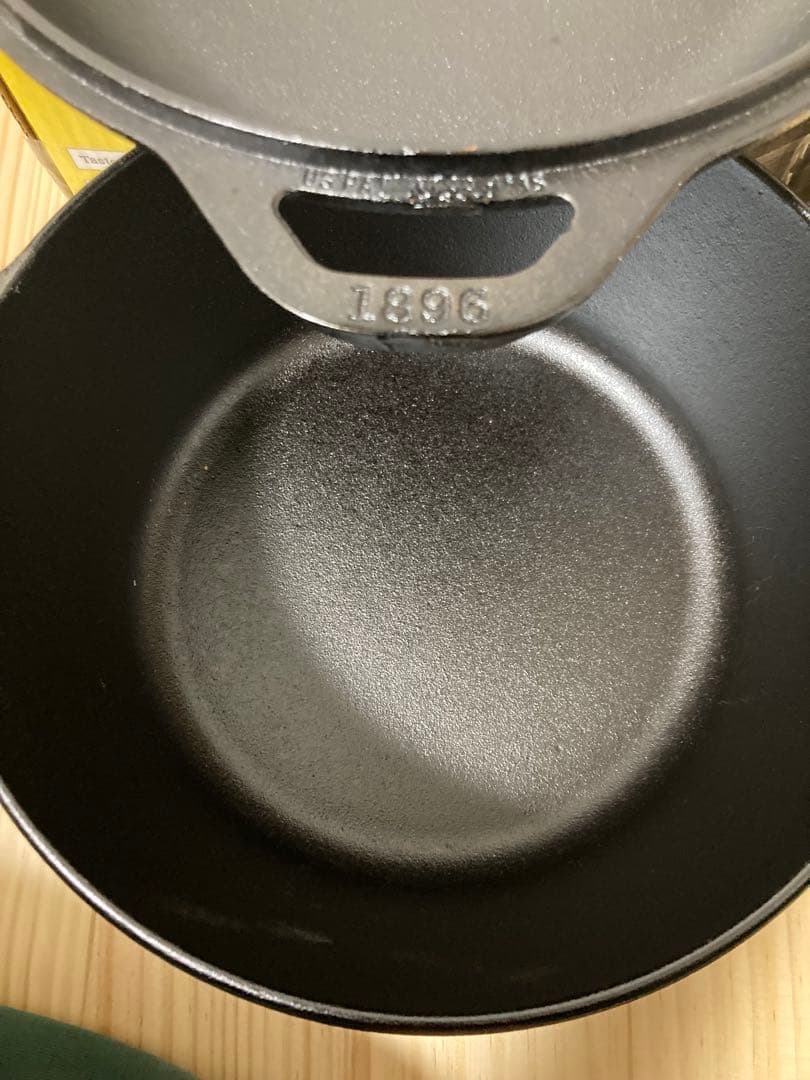 新品　ロッジ ダブルダッチオーヴン L8DD3　キャンプ　スキレット