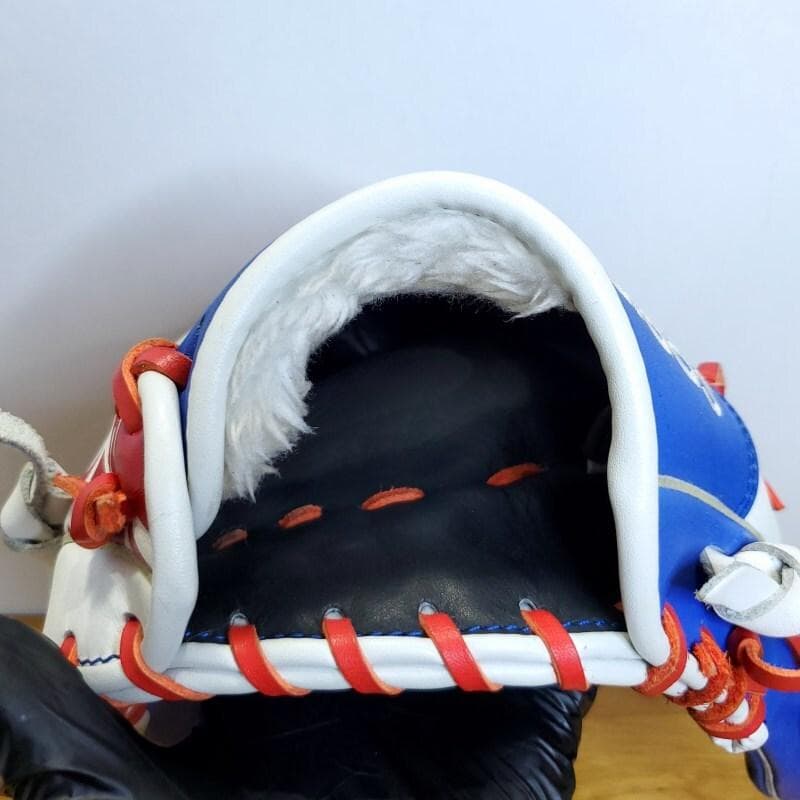 アディダス クレイジーパターン 限定トリコロールカラー 内野用 軟式グローブ