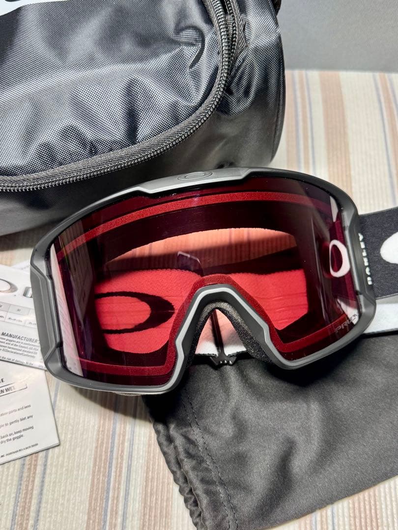 Oakley ゴーグル