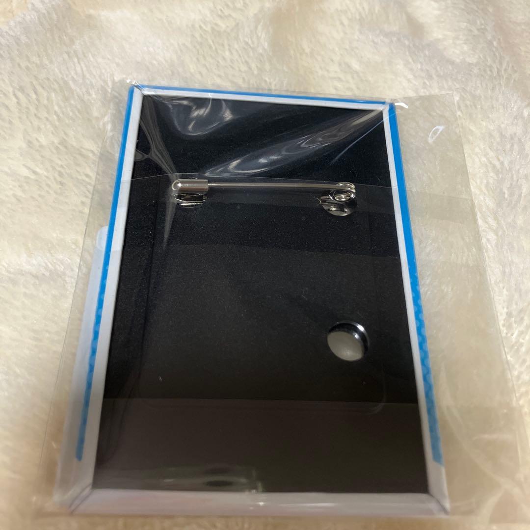 DMMスクラッチ UMAbred Wチャンス賞 イクイノックス 長方形缶バッジ