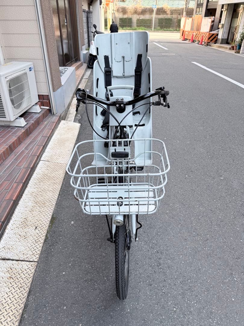 子供乗せ　3人　ブリヂストン　電動アシスト自転車 チャイルドシート付き グレー