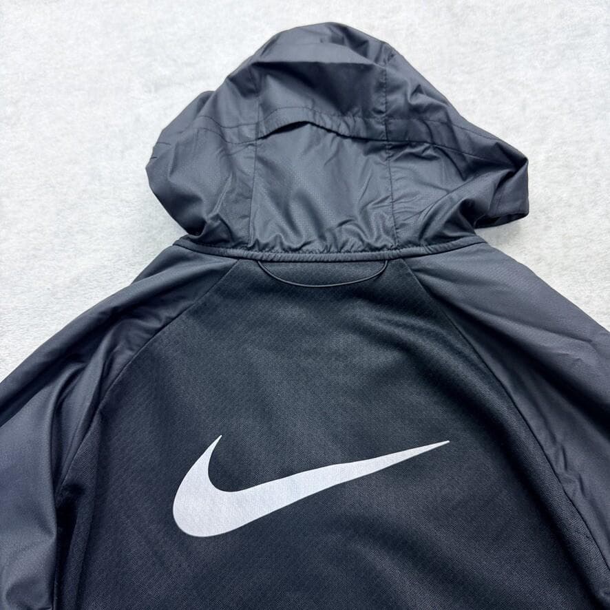 Mサイズ 新品 NIKE 撥水 ランニング フーディ マイラー