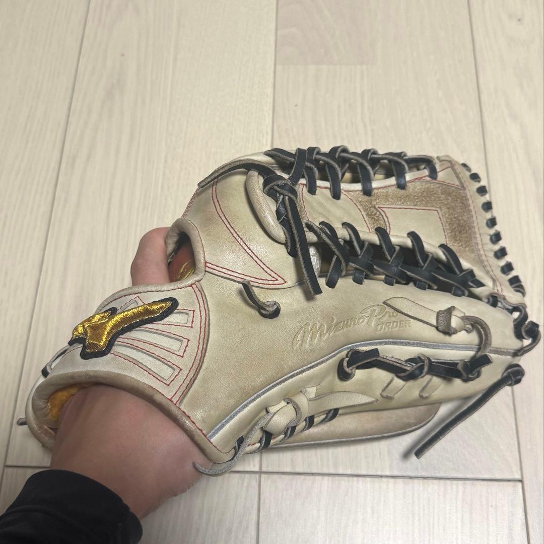 ミズノプロ軟式外野用グラブ